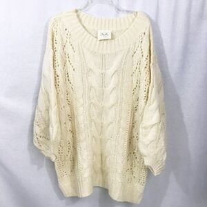 Fantastic Fawn Cream Cable Knit Oversized Sweater Size Small EUC